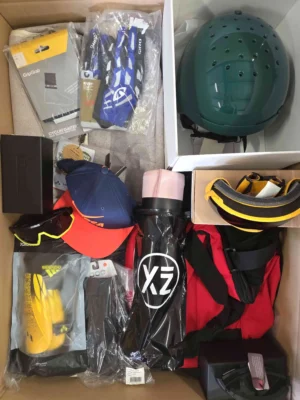 The picture shows a package with accessories in the category Z.