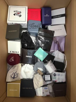 The photo shows a package with clothing in the category A.