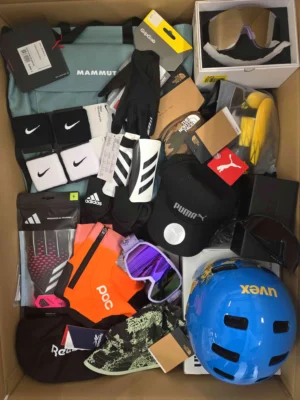 The picture shows a package with accessories in the category Z.