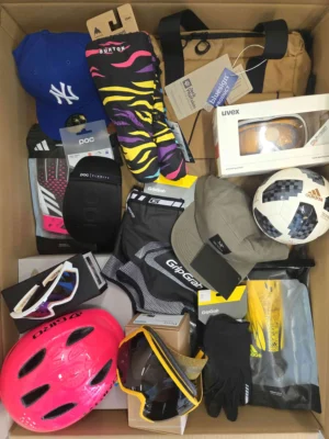 The picture shows a package with accessories in the category Z.