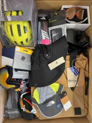 The picture shows a package with accessories in the category Z.