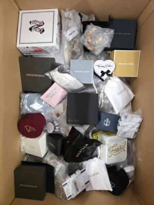 The photo shows a package with clothing in the category A.