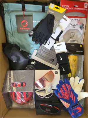 The picture shows a package with accessories in the category Z.