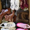 The photo shows a package with footwear in the category CSU.