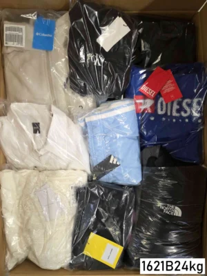 The photo shows a package with clothing in the category B.