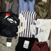 The photo shows a package with clothing in the category U.