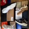 BS2842 1 The photo shows a package with footwear in the category BS.