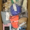 The photo shows a package with clothing in the category AU.