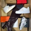 CS5771 2 The photo shows a package with footwear in the category CS.