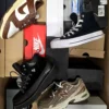 CS5777 1 The photo shows a package with footwear in the category CS.