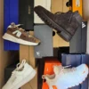 CS5799 1 The photo shows a package with footwear in the category CS.