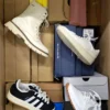 The photo shows a package with footwear in the category CS.