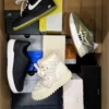 The photo shows a package with footwear in the category CS.
