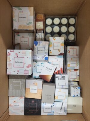 The picture shows a package with accessories in the category CO.