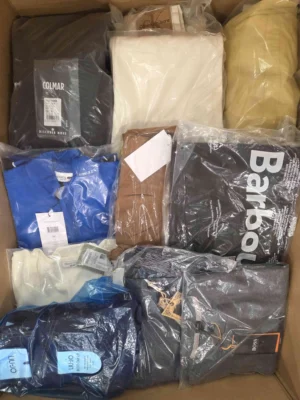 The photo shows a package with clothing in the category AP.