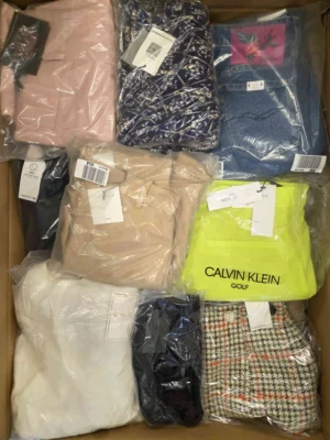 The photo shows a package with clothing in the category A.