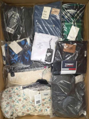 The photo shows a package with clothing in the category A.