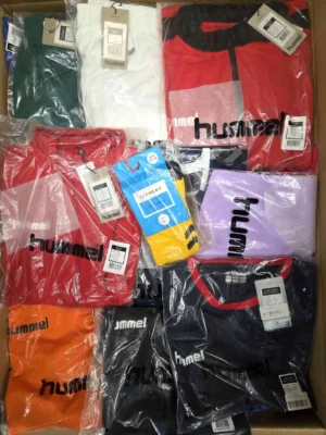 The photo shows a package with clothing in the category H.