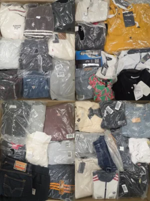 The photo shows a package with clothing in the category C.