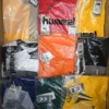 The photo shows a package with clothing in the category H.