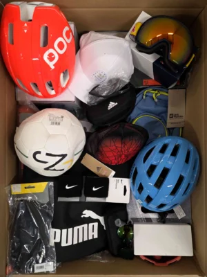 The picture shows a package with accessories in the category Z.