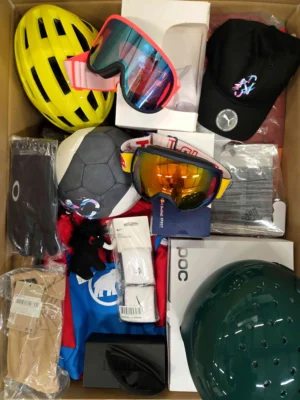 The picture shows a package with accessories in the category Z.