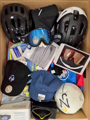 The picture shows a package with accessories in the category Z.