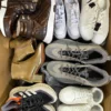 The photo shows a package with footwear in the category CSU.