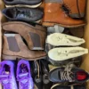 The photo shows a package with footwear in the category CSU.
