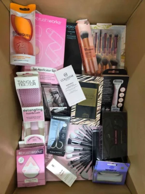 The picture shows a package with accessories in the category BC.