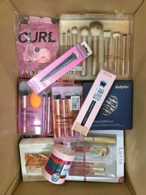 The picture shows a package with accessories in the category BC.