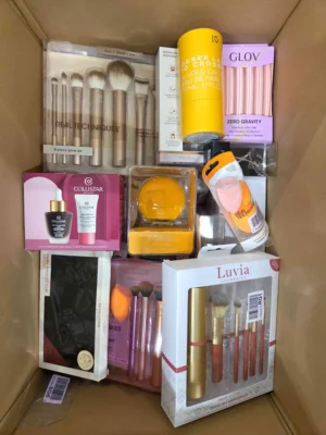 The picture shows a package with accessories in the category BC.