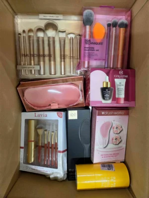 The picture shows a package with accessories in the category BC.