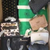 HB184 1 The picture shows a package with accessories in the category HB.