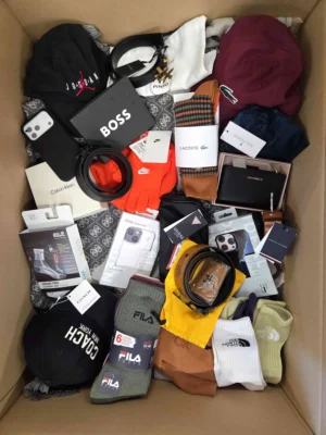 The picture shows a package with accessories in the category AB.