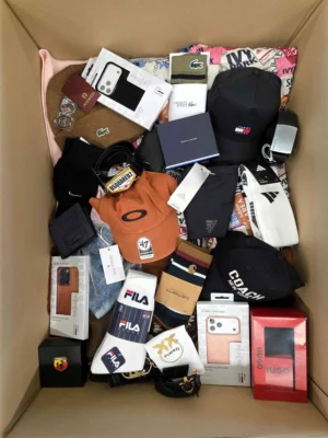 The picture shows a package with accessories in the category AB.