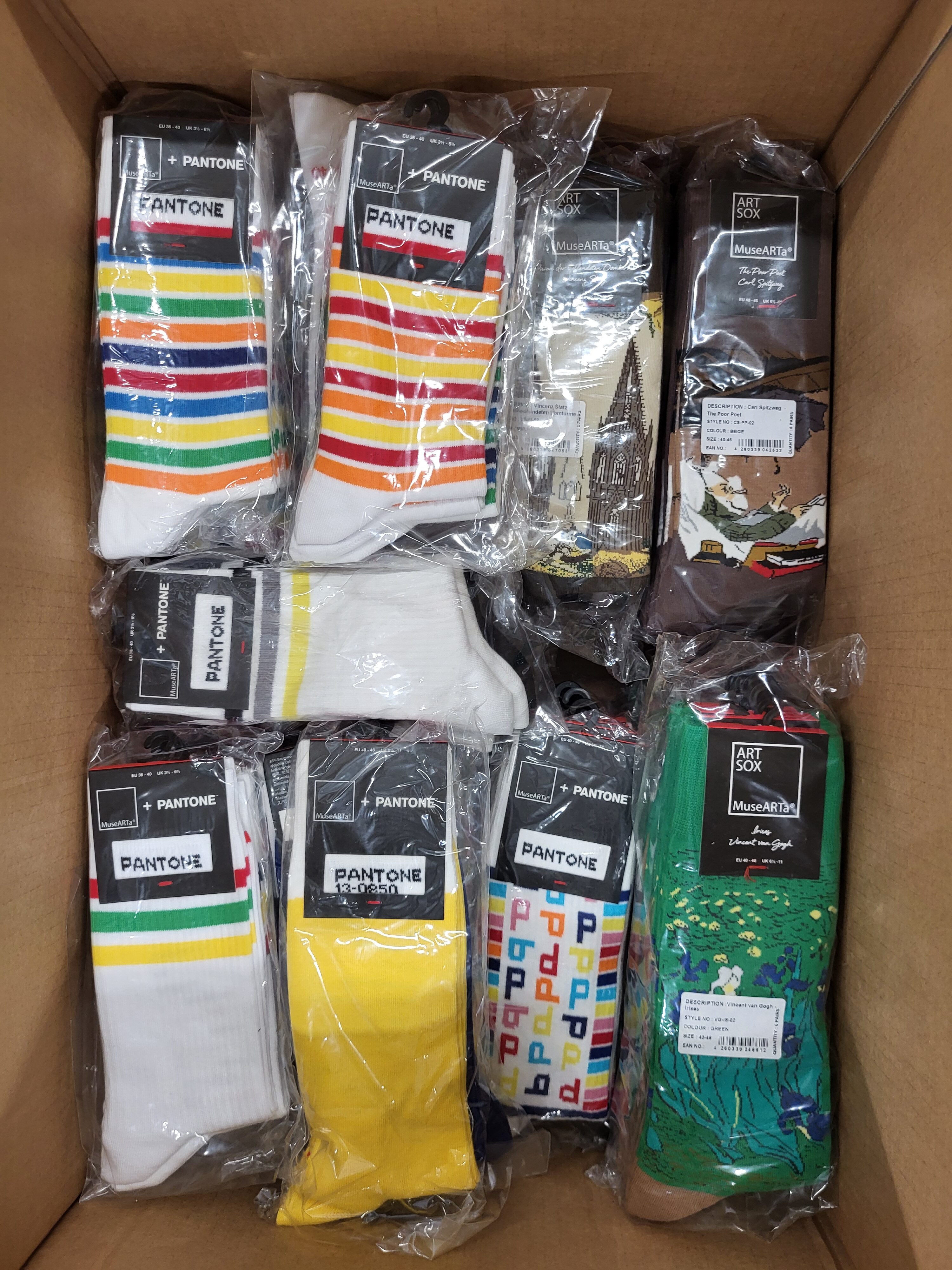 SA556 3 The picture shows a package with accessories in the category SA.