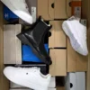 CS6096 2 The photo shows a package with footwear in the category CS.