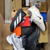 CS6229 2 The photo shows a package with footwear in the category CS.