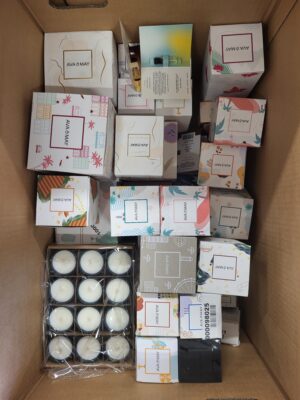 The picture shows a package with accessories in the category CO.