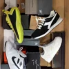 The photo shows a package with footwear in the category CS.