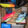 The photo shows a package with footwear in the category CS.