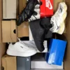 CS6298 2 The photo shows a package with footwear in the category CS.