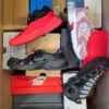 The photo shows a package with footwear in the category CS.