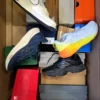 CS6359 2 The photo shows a package with footwear in the category CS.