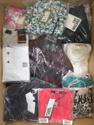 The photo shows a package with clothing in the category AP.