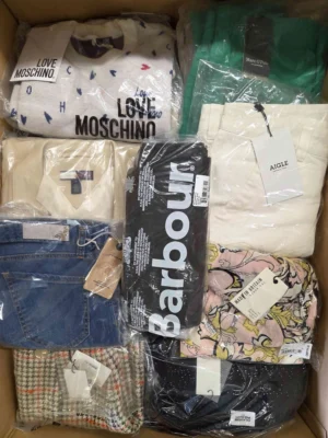 The photo shows a package with clothing in the category A.