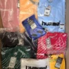 H1060 1 The photo shows a package with clothing in the category H.