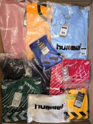 The photo shows a package with clothing in the category H.