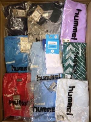 The photo shows a package with clothing in the category H.